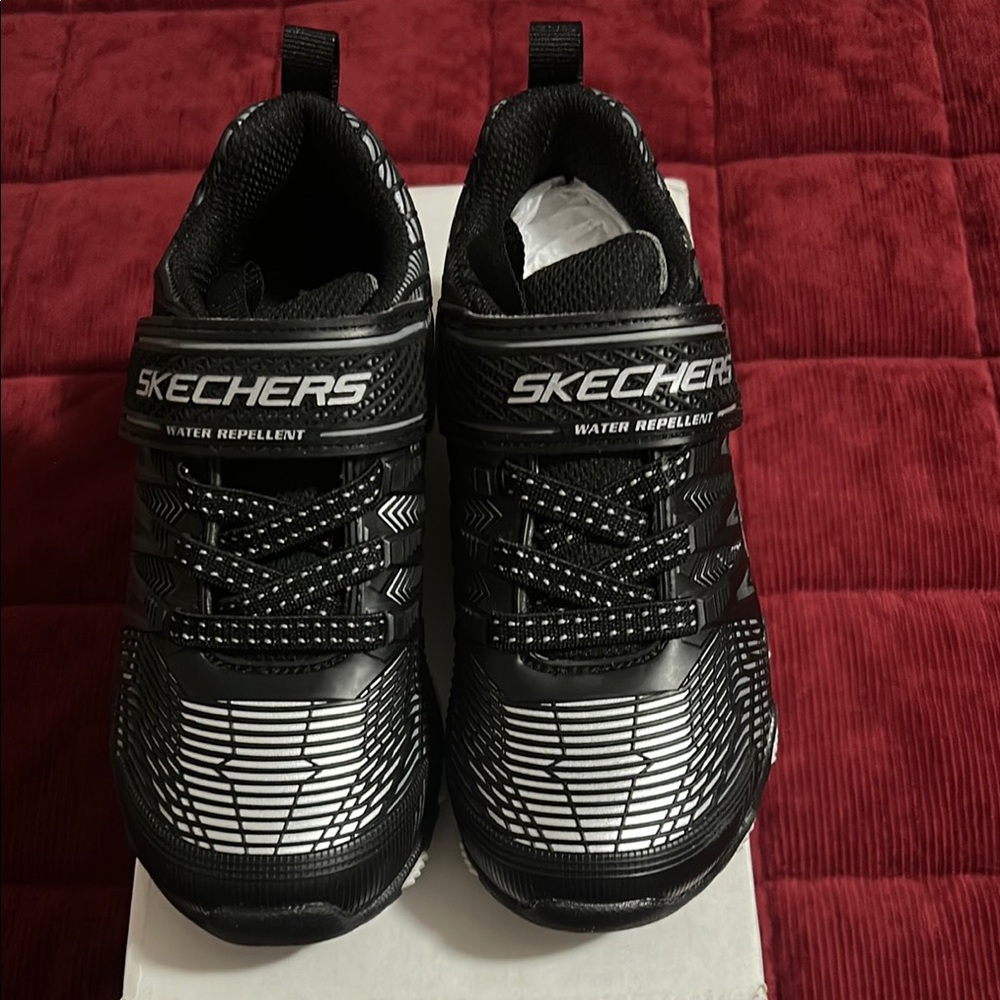 Skechers Black and White Sneakers